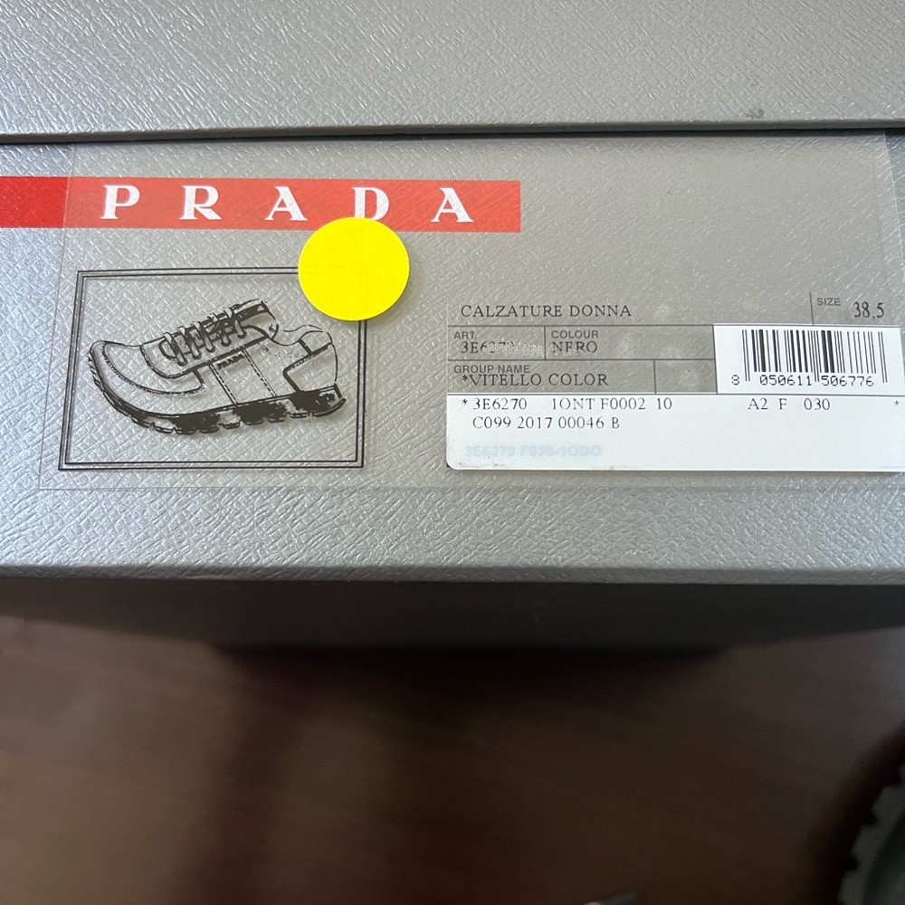 Calzature Donna Prada Sneakers - Picture 6 of 6